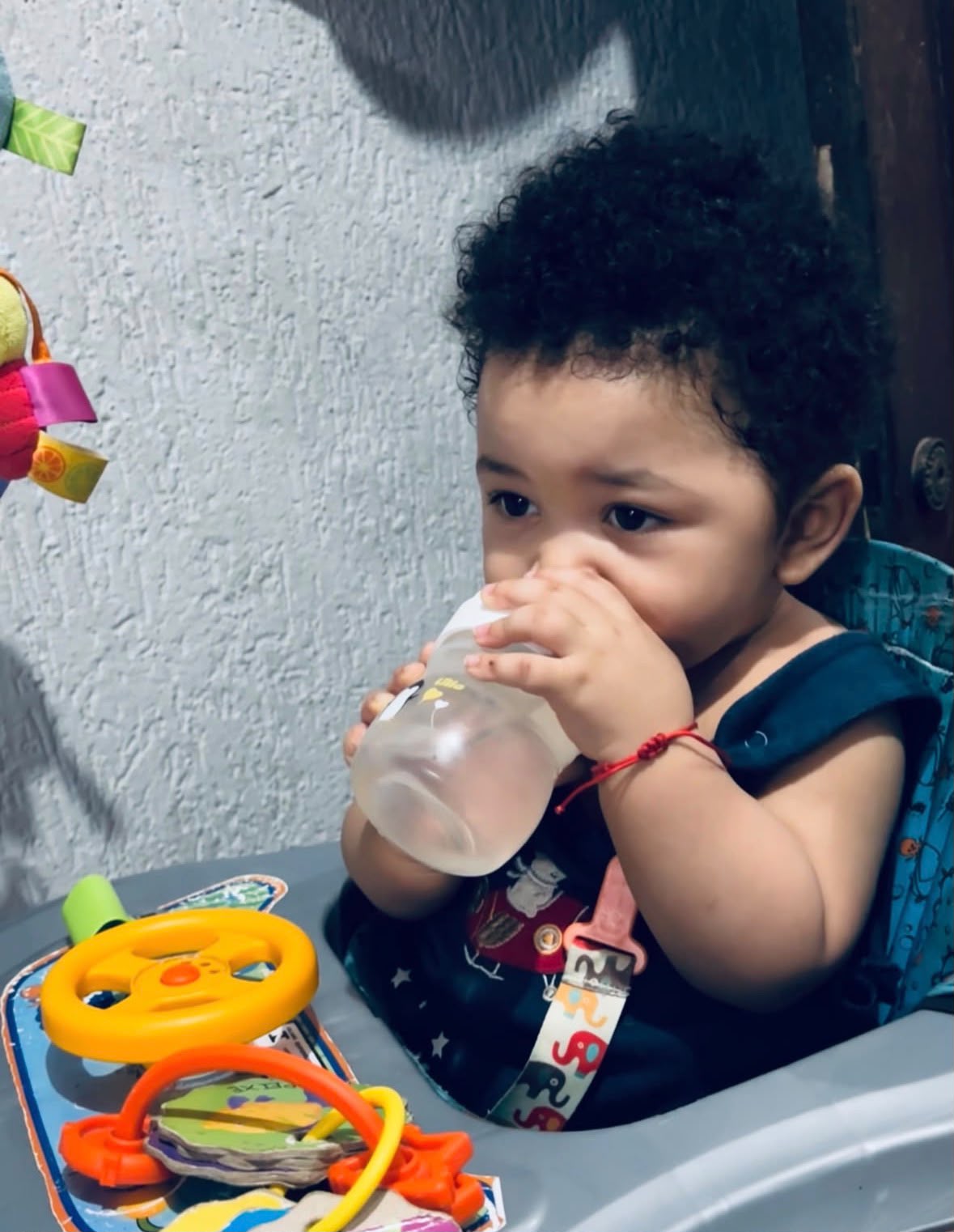 Ravi em um momento tranquilo